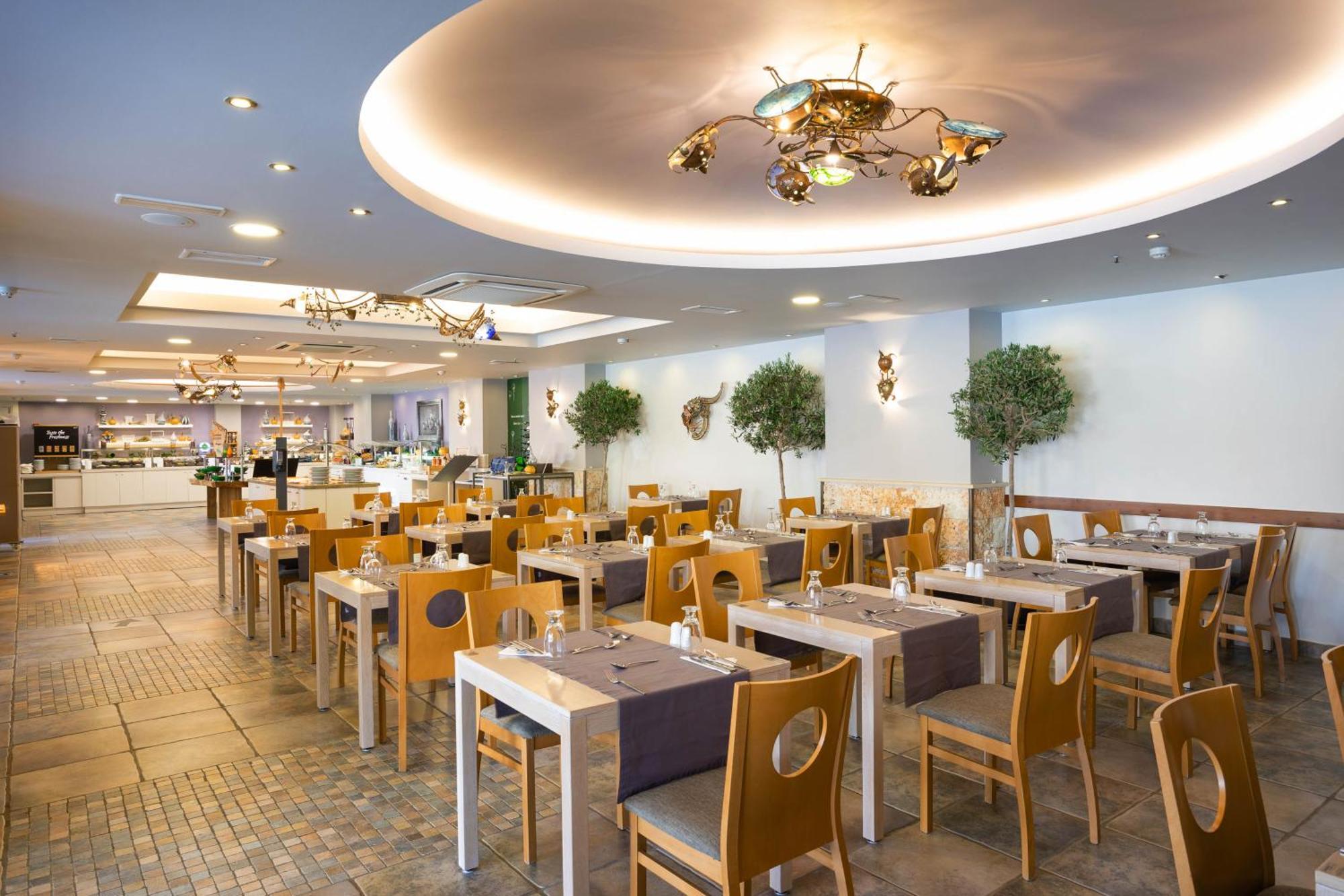 Alianthos Garden Hotel Плакиас Екстериор снимка