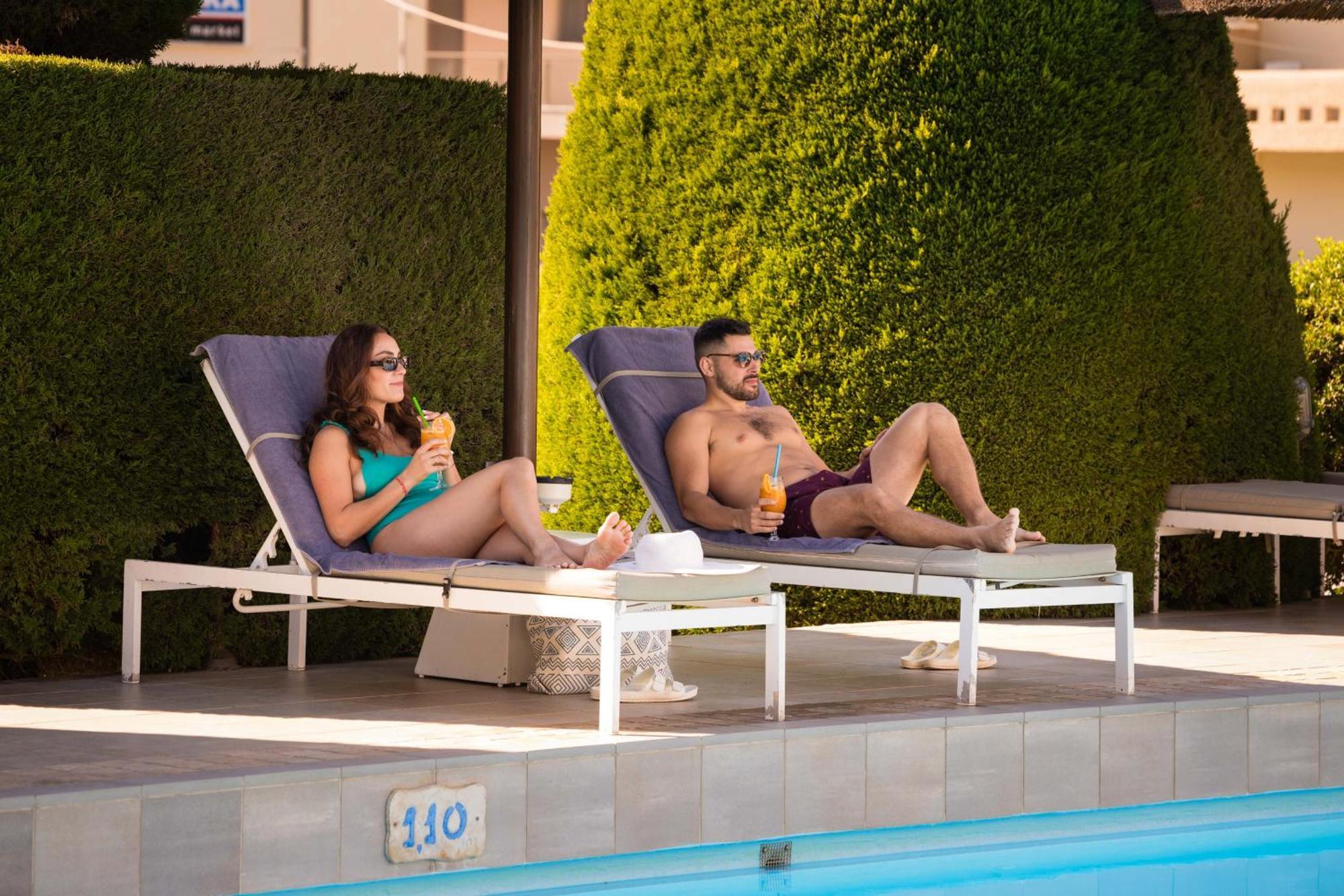 Alianthos Garden Hotel Плакиас Екстериор снимка